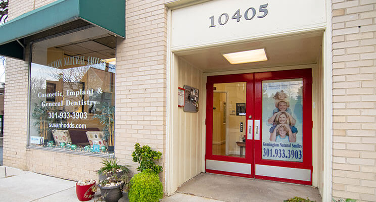 Exterior Shot of Kensington Natural Smiles Office