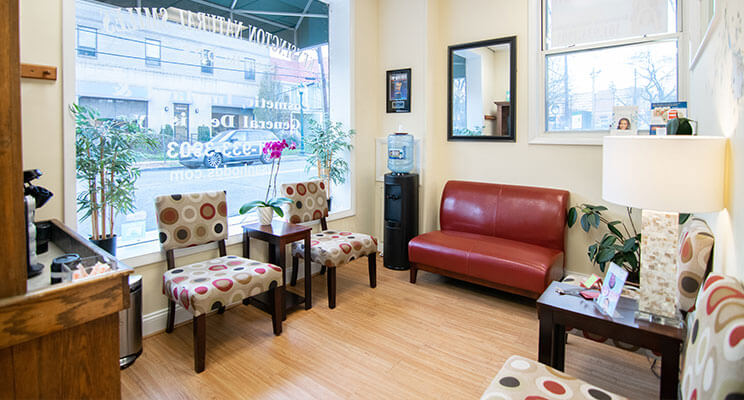 Kensington Natural Smiles Dental Waiting Room